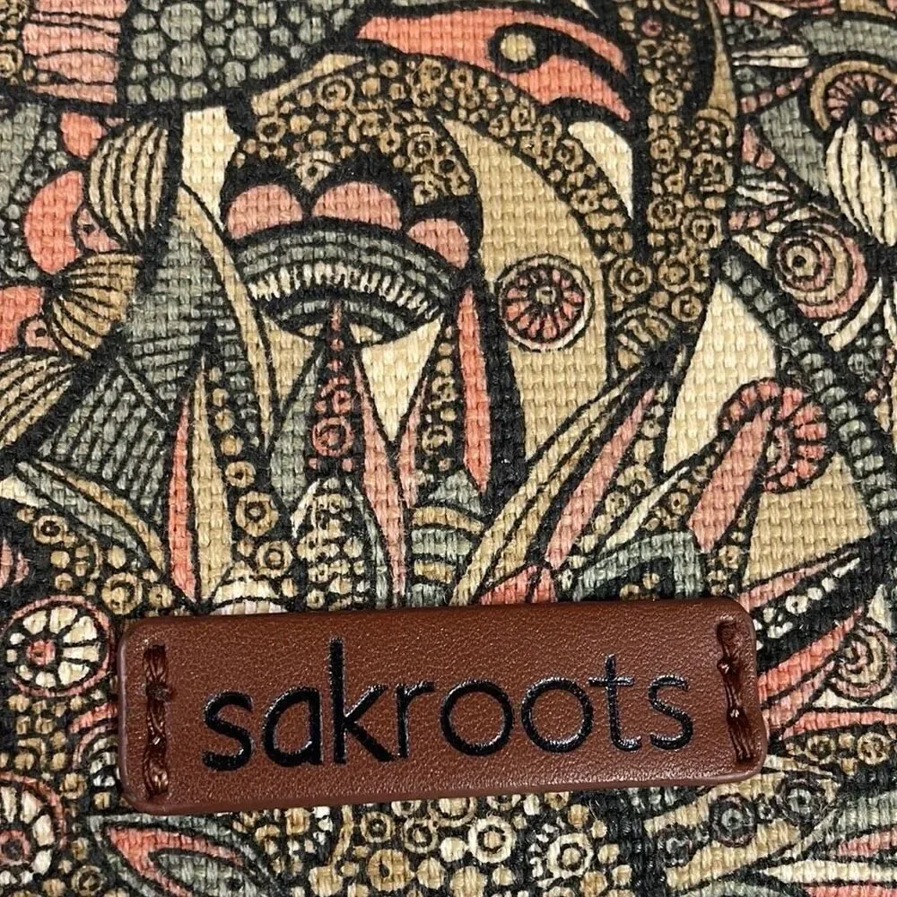 SAKROOTS Floral Wristlet Purse Handbag Braided Strap 10” W x 6 1/2”L